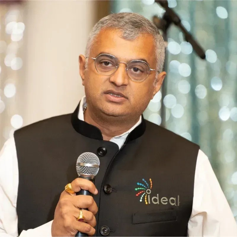 Ren Parikh portrait